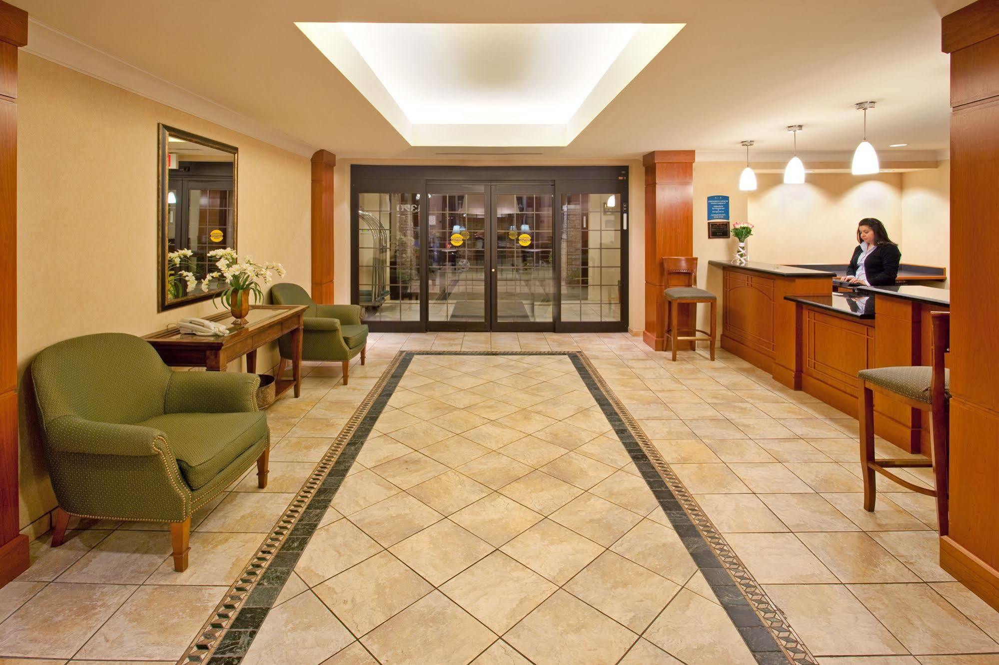 Homewood Suites By Hilton Aurora Naperville Exterior photo