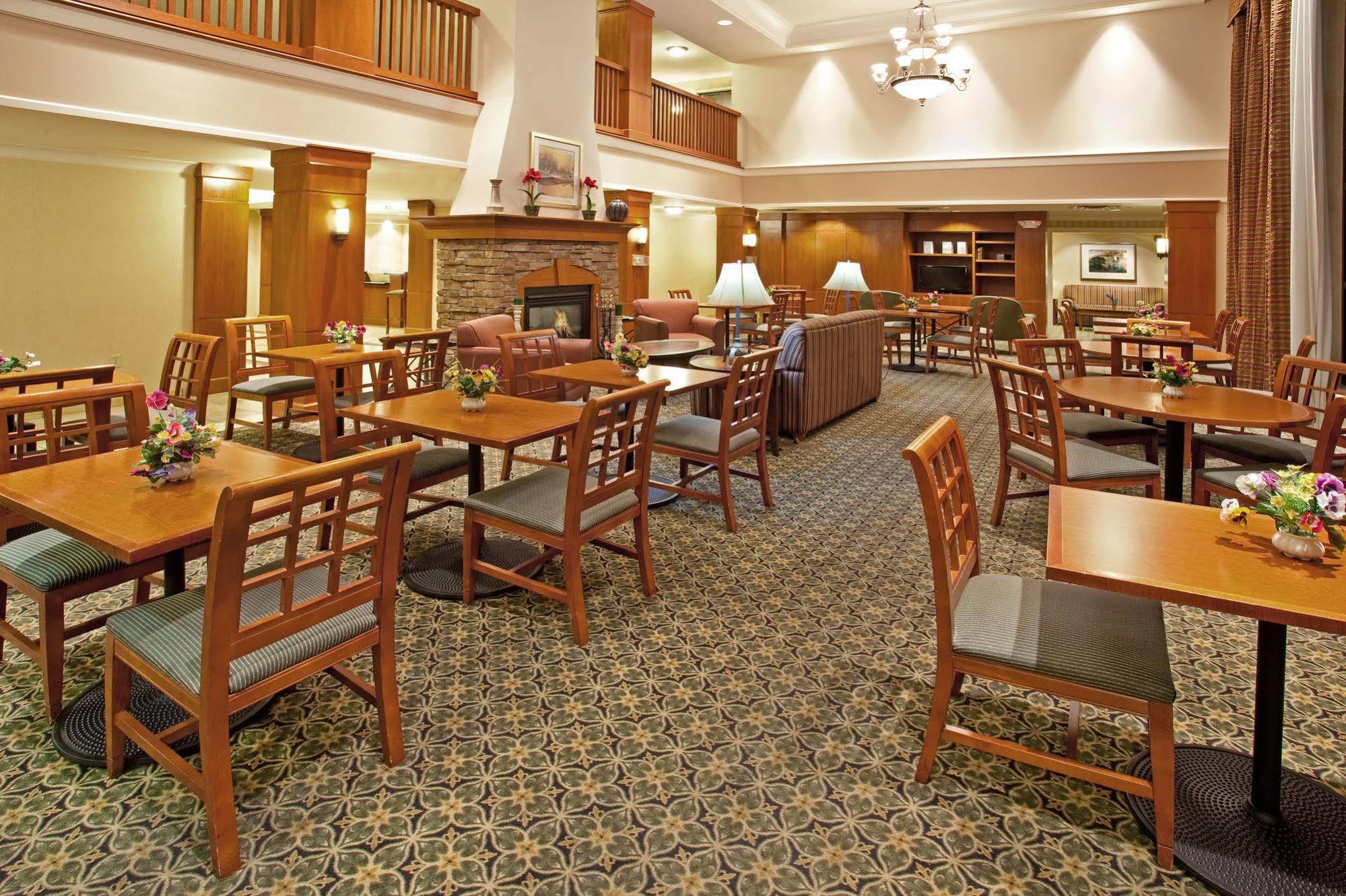 Homewood Suites By Hilton Aurora Naperville Exterior photo
